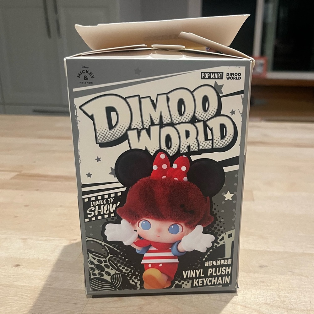 DIMOO WORLD DISNEY Vinyl Plush Keychain